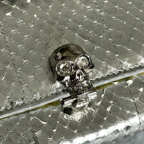 Authentic Alexander McQueen Wallet In Silver Python Snake Skin - Picture 5 of 7